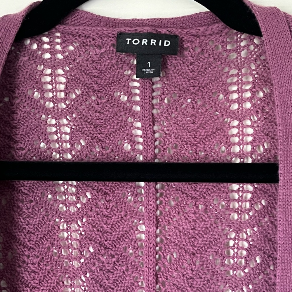 Torrid Knit 3/4 Sleeve Cardigan. Size 1 - Picture 3 of 5